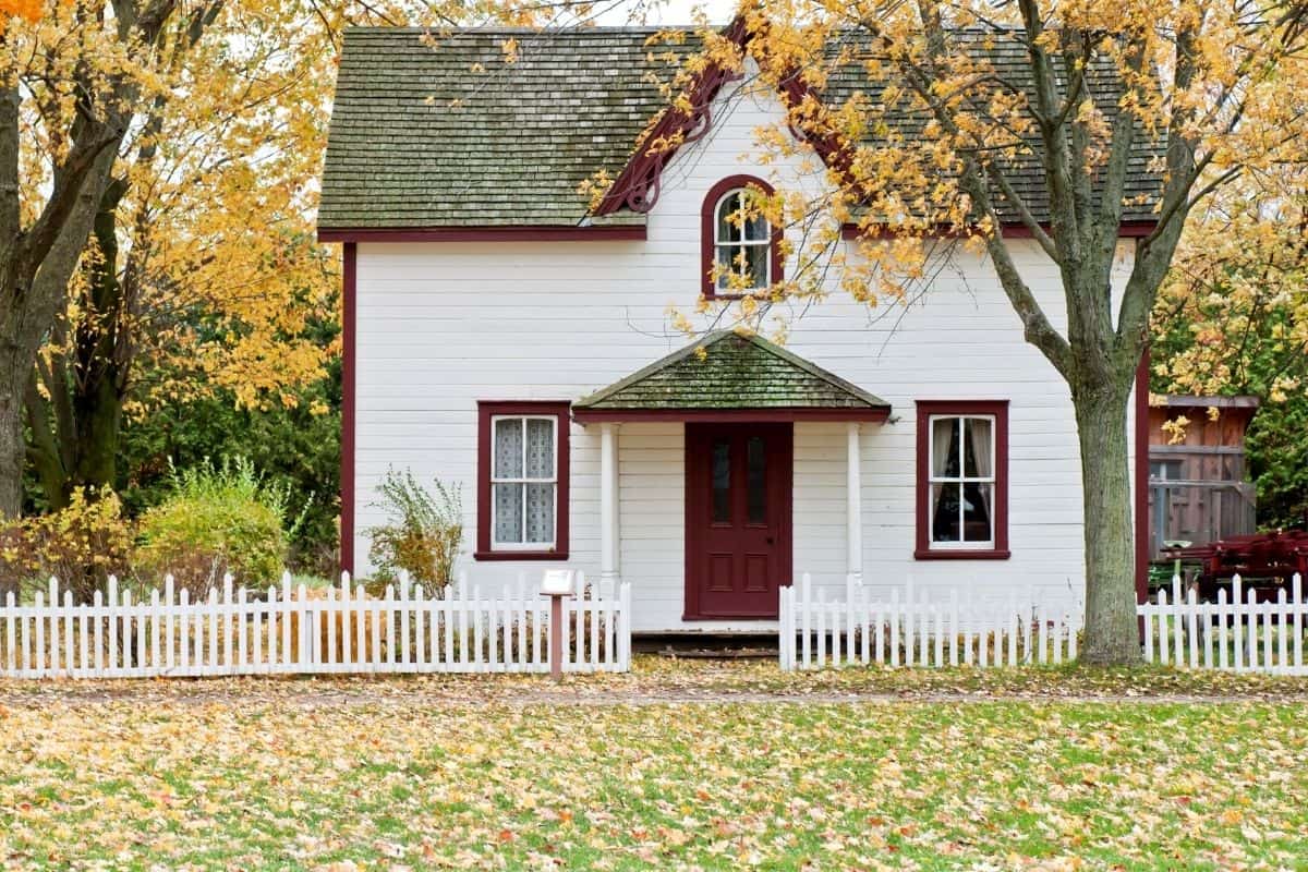 Should I Wait to Buy a House?